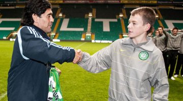 Maradona visits Celtic Park (Nov 08)