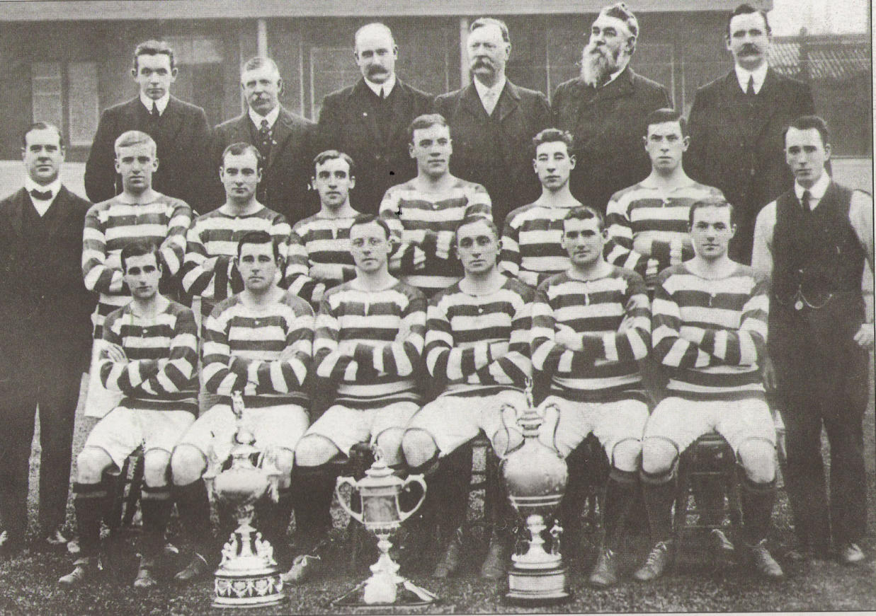 Celtic team line-up 1908-09 Celtic team line-up 1908-09