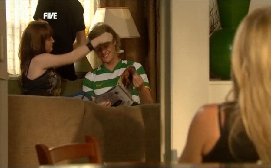 Celebrity fans - Neighbours Celebrity fans - Neighbours