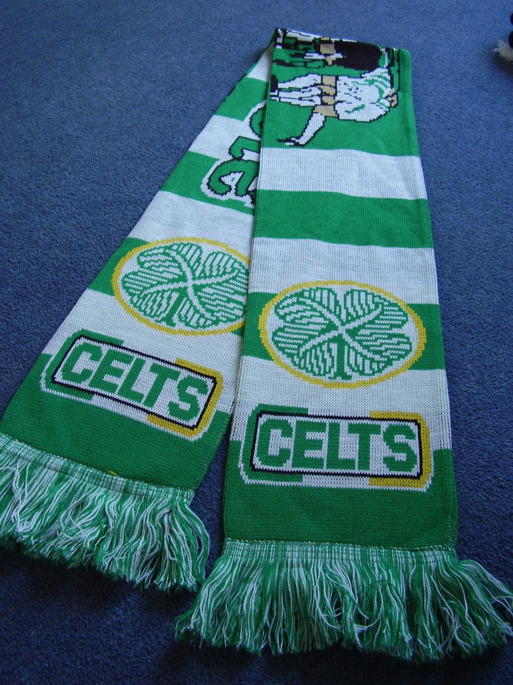 Celtic Scarves - Pic Celtic Scarves - Pic