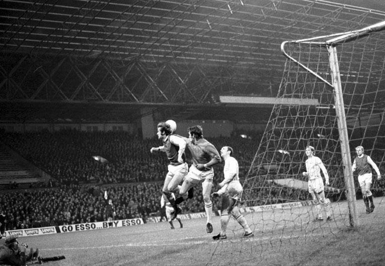 Celtic v Hibs, 23 Dec. 1972 - New roof being built on the Main Stand Celtic v Hibs, 23 Dec. 1972 - New roof being built on the Main Stand