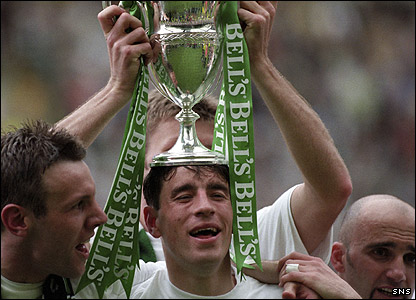 Burley, O'Donnell with League Trophy 1998 Burley, O'Donnell with League Trophy 1998
